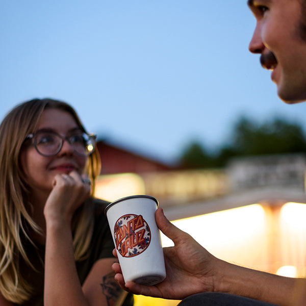 16oz-pint-cup-santa-cruz-a1 16oz_pints_santa_cruz_vacationdot_couple_square.jpg