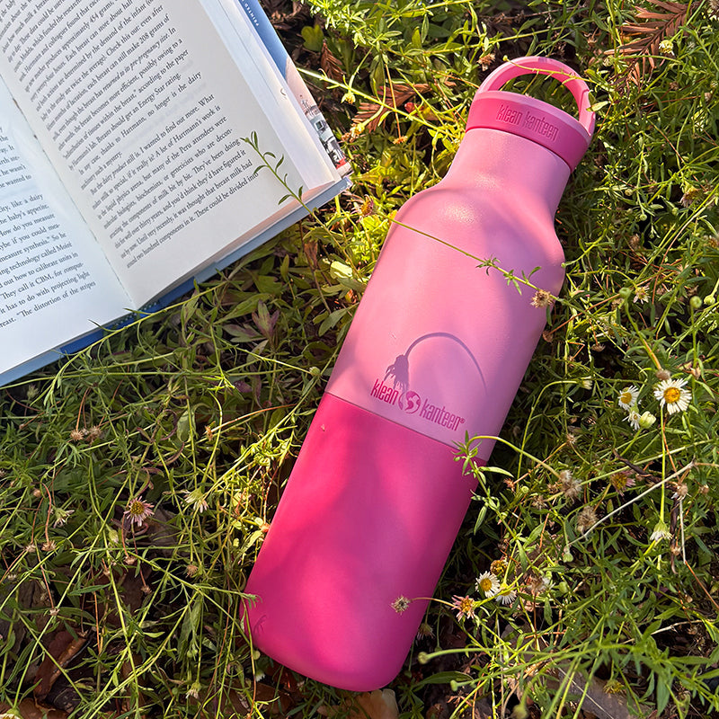 20oz-rise-classic-with-arch-loop-cap-q8 20oz_rise_classic_insulated_bottle_cashmere_rose_grass_book_square.jpg