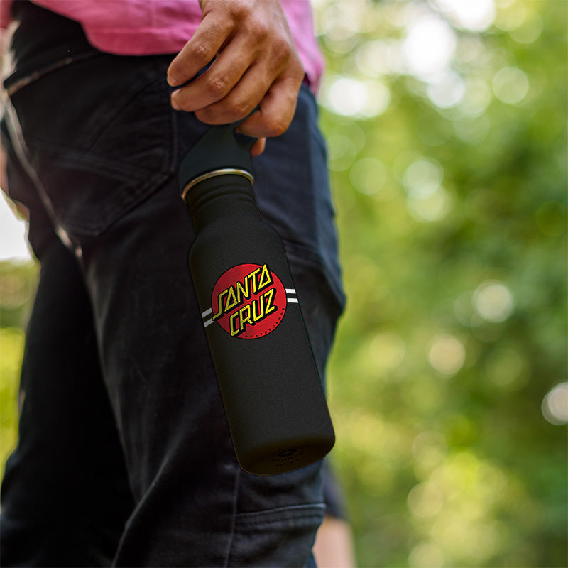 27oz-classic-with-flip-seal-sport-cap-santa-cruz-u1 27oz_classic_water_bottle_santacruz_dot_hand_square.jpg
