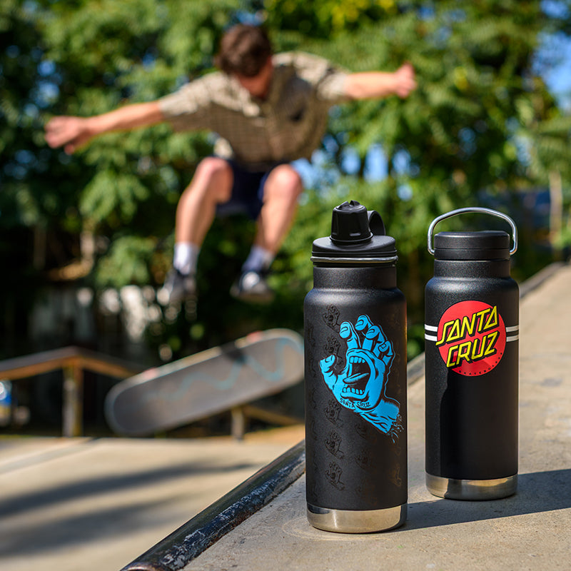 32oz-tkwide-with-twist-cap-santa-cruz-l4 32oz_20oz_water_bottles_santacruz_skater_ramp_square.jpg
