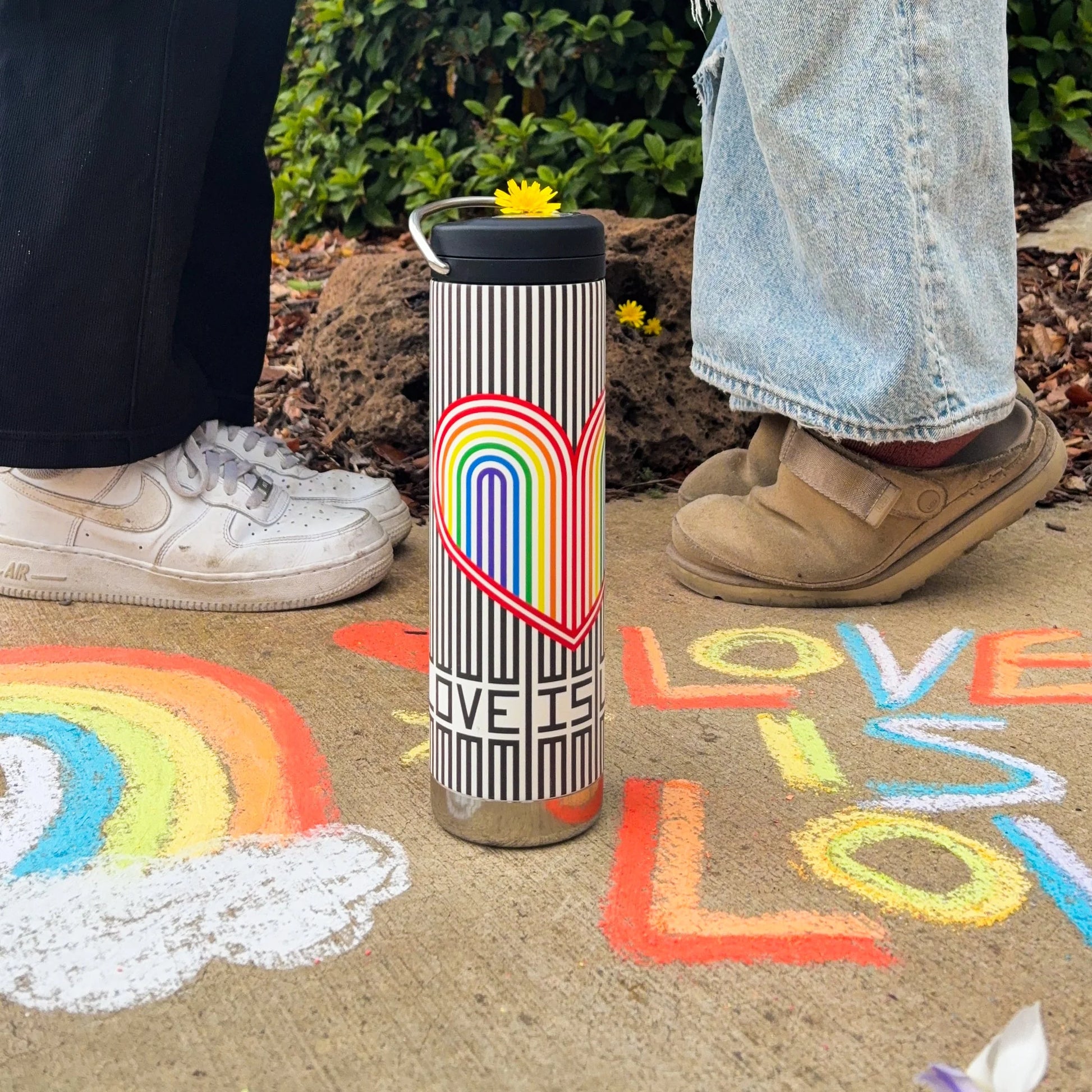 20oz-tkwide-with-twist-cap-pride-stripes-s5 Pride-2.webp
