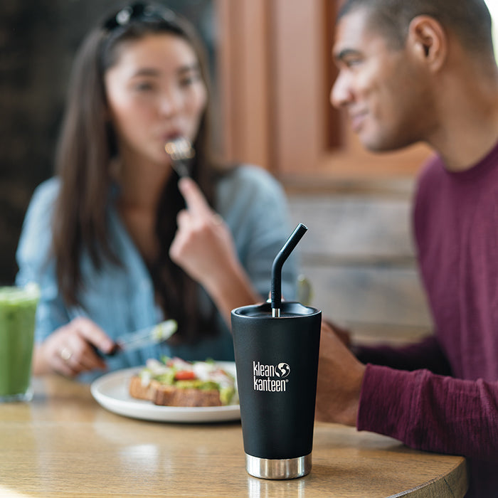 straw-2-pack-with-brush-black-m2 coffee-tumbler-metal_straw_lifestyle.jpg