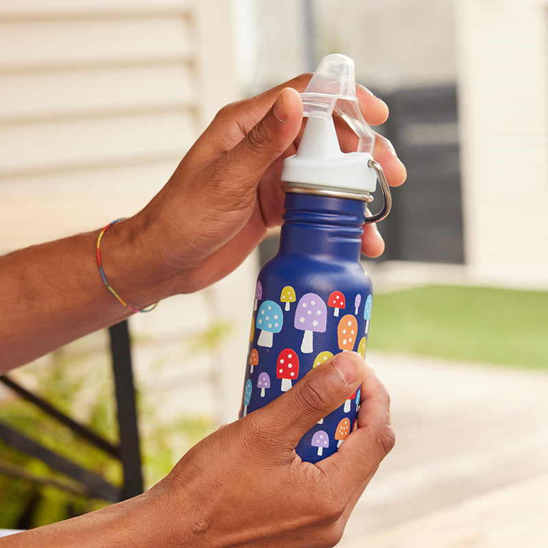 12oz-kid-s-classic-sippy-z2 kid_sippy_12oz_closeup_dustcover_square.jpg