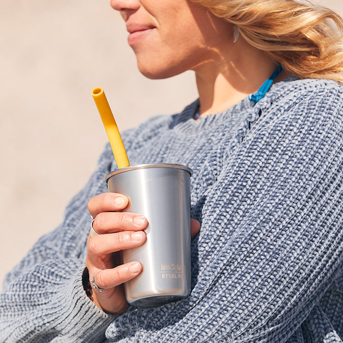 straw-4-pack-i4 recycled_steel_straw_pint_sun_lifestyle.jpg