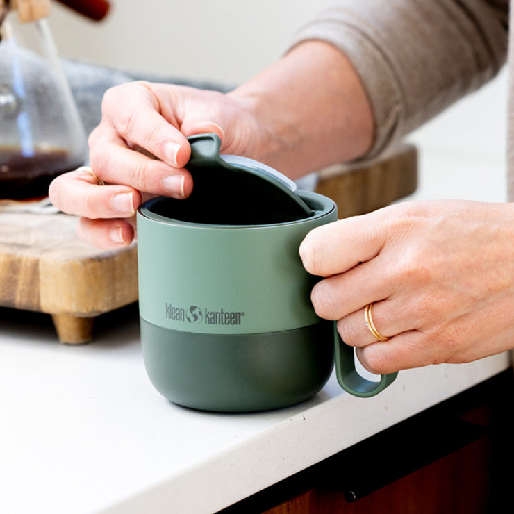 flip-lid-g1 rise_flip_lid_large_coffee_mug.jpg