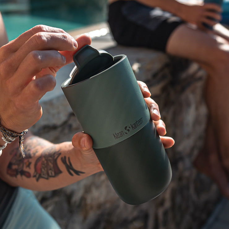 flip-lid-g1 rise_flip_lid_small_tumbler_open.jpg